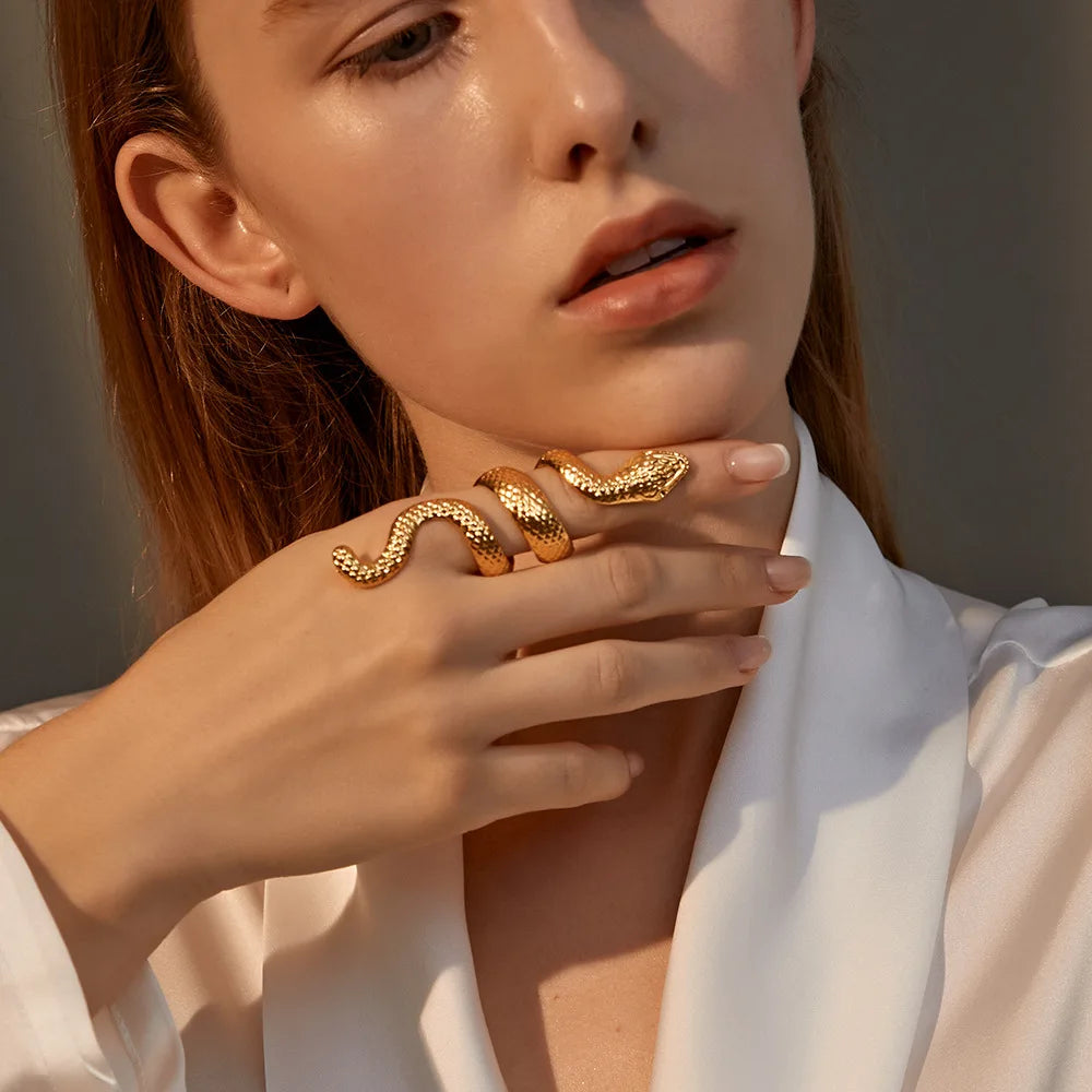 Serpenté Luxe Ring